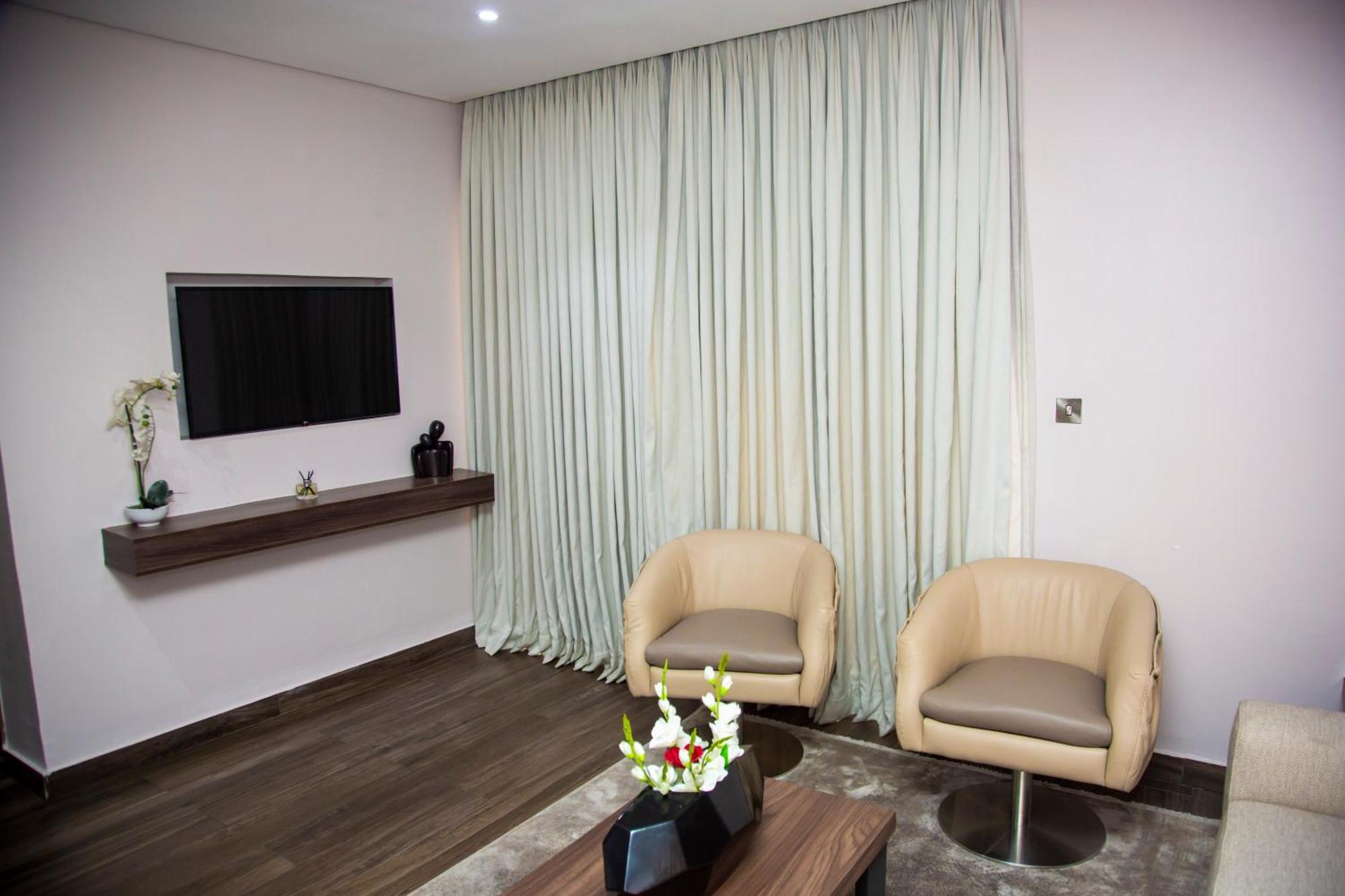The White Orchid Hotel Лаґос Екстер'єр фото