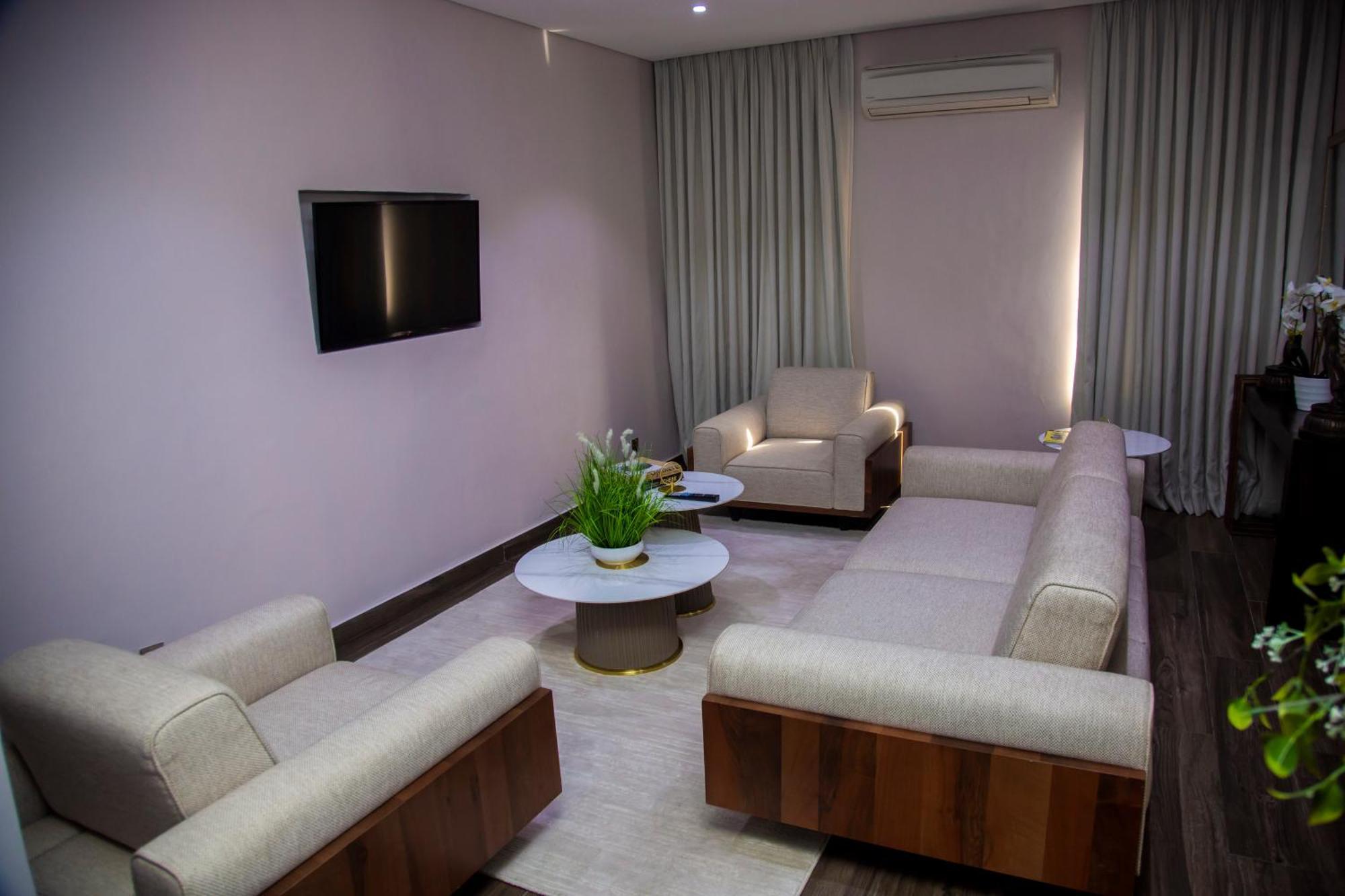 The White Orchid Hotel Лаґос Екстер'єр фото