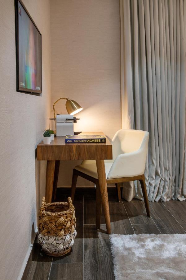 The White Orchid Hotel Лаґос Екстер'єр фото