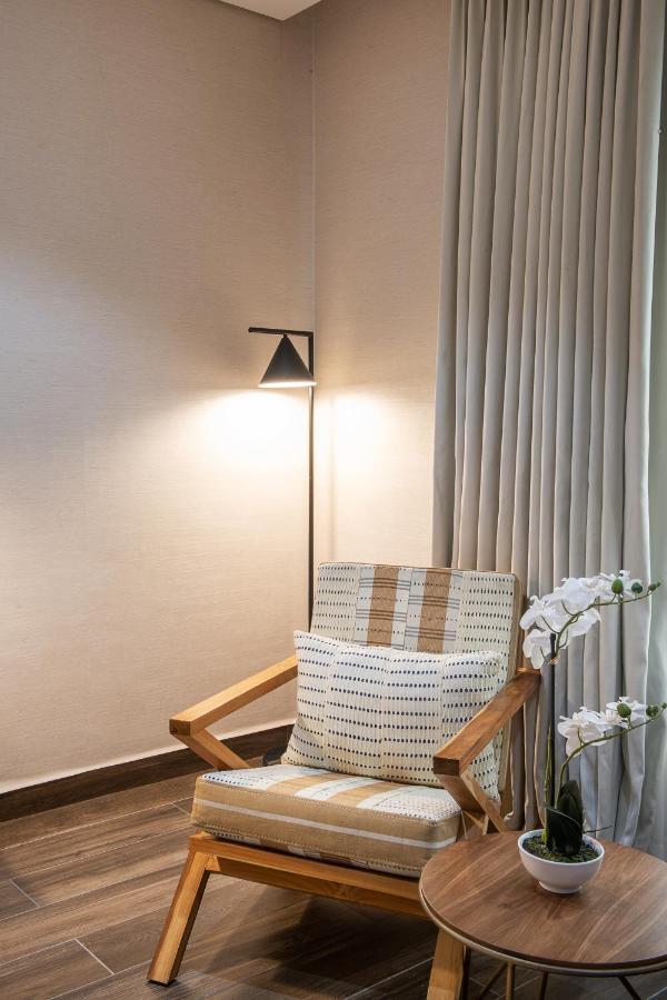 The White Orchid Hotel Лаґос Екстер'єр фото